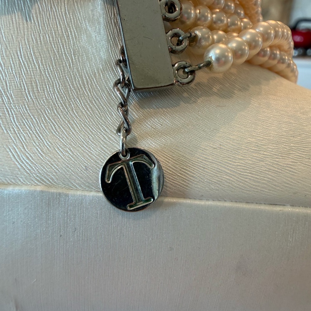 Talbots Multi~strand Pearls Necklace - Picture 5 of 6